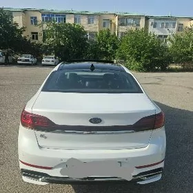Kia Cadenza 2020
