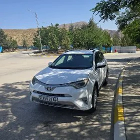 Toyota RAV4 2016