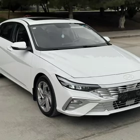 Hyundai Elantra 2025
