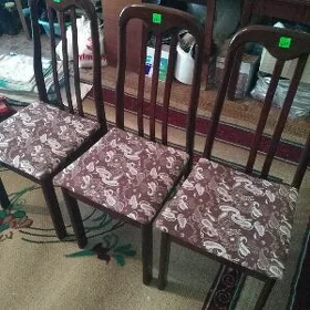 стулья