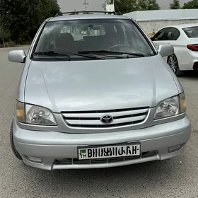 Toyota Sienna 2001