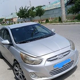 Hyundai Accent 2016