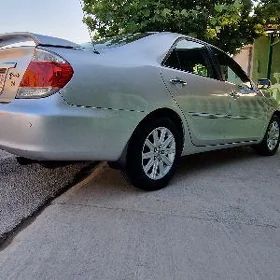 Toyota Camry 2005