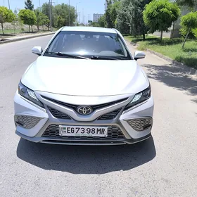 Toyota Camry 2023