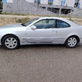 Mercedes-Benz CLK-Class 2001