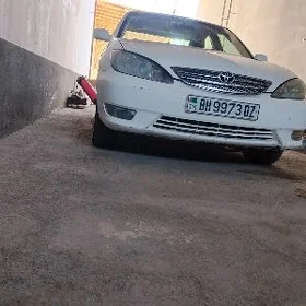 Toyota Camry 2004