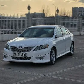 Toyota Camry 2011