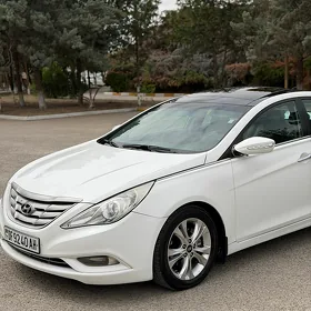 Hyundai Sonata 2011