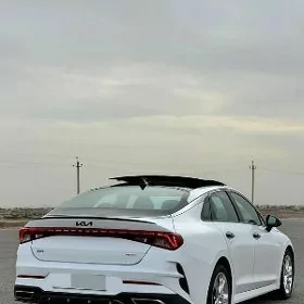 Kia K5 2021