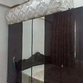 şkaf