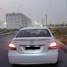 Toyota Yaris 2007