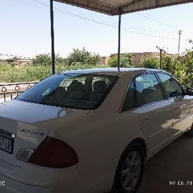 Toyota Avalon 2001