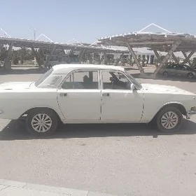Gaz 24 1983