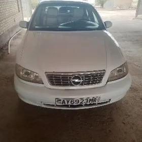 Opel Omega 2003