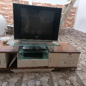телевизор