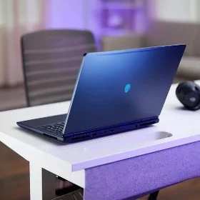 ALIENWARE 16|RTX5050|16/1TB