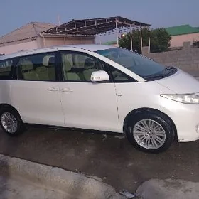 Toyota Previa 2012