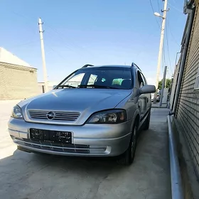 Opel Astra 2000