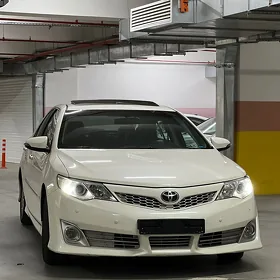 Toyota Camry 2013