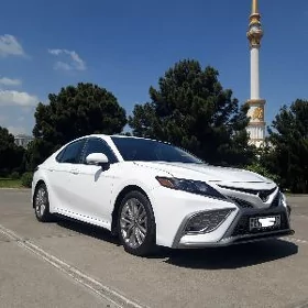 Toyota Camry 2023