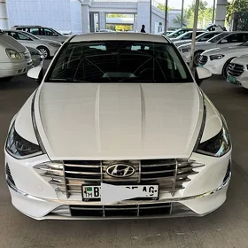 Hyundai Sonata 2021