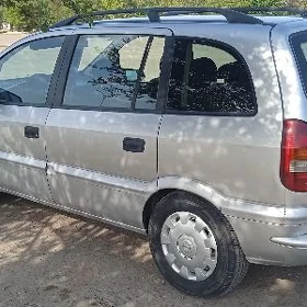 Opel Zafira 1999