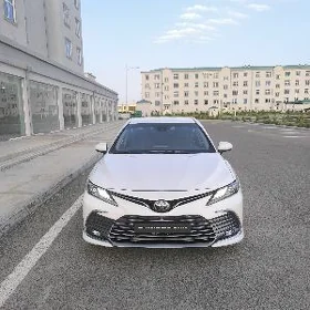 Toyota Camry 2022