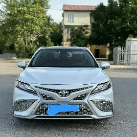 Toyota Camry 2023