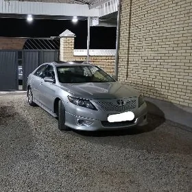 Toyota Camry 2010