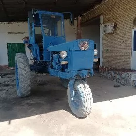 MTZ T-28 1992