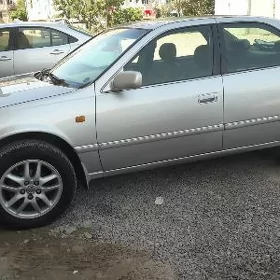 Toyota Camry 2001