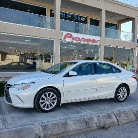 Toyota Camry 2017