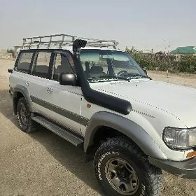 Toyota Land Cruiser 1990