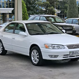 Toyota Camry 2000