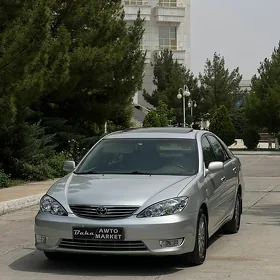 Toyota Camry 2004