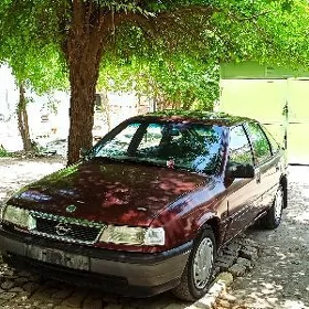 Opel Vectra 1992