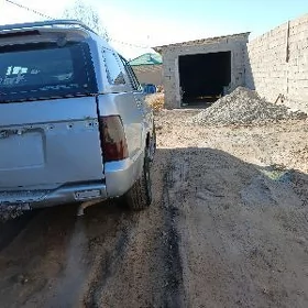 SsangYong Musso 2001