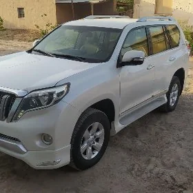 Toyota Land Cruiser Prado 2015