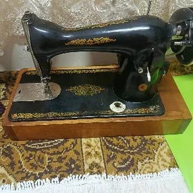 Швейная машинка