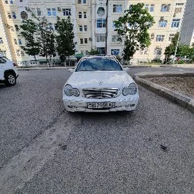 Mercedes-Benz C320 2002