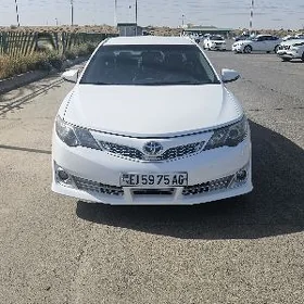 Toyota Camry 2013