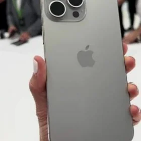 Iphone 15 Pro Max 90%
