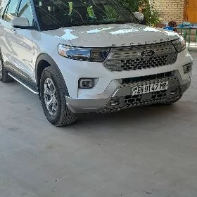 Ford Explorer 2022