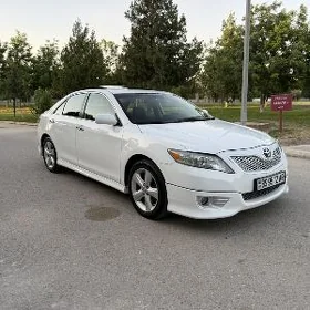 Toyota Camry 2010