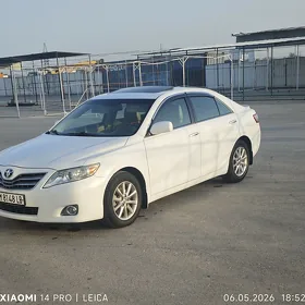 Toyota Camry 2011