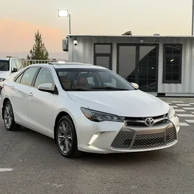 Toyota Camry 2017