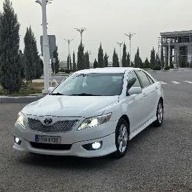 Toyota Camry 2010