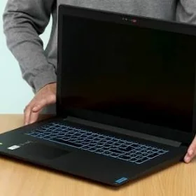 Lenovo i5-9-Gen GTX 1650