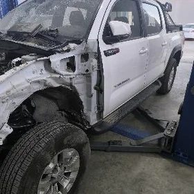 Toyota Tacoma 2018