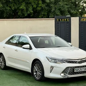 Toyota Camry 2017